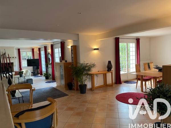 Maison à vendre 7 pièces 242 m² Vieux-Moulin