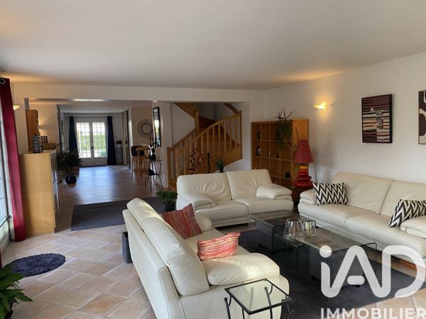 Maison à vendre 7 pièces 242 m² Vieux-Moulin