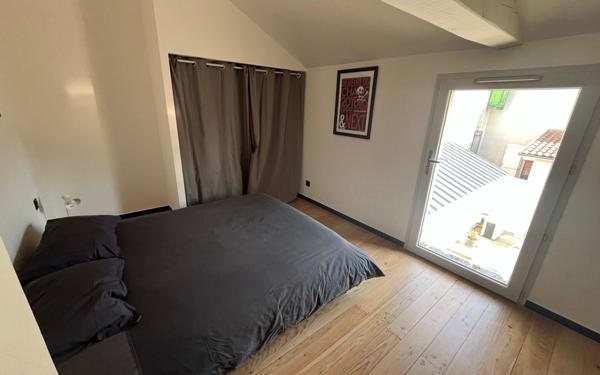 Maison à vendre    6 pièces • 269 m2 Montfort-en-Chalosse