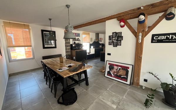 Maison à vendre    6 pièces • 269 m2 Montfort-en-Chalosse