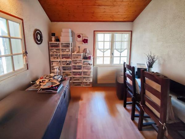 Charmant pavillon atypique sur sous-sol