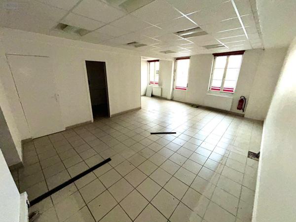 Bureaux à vendre à Saint-Omer dans le Pas-de-Calais (62500), ref :