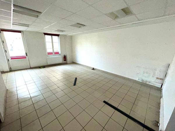 Bureaux à vendre à Saint-Omer dans le Pas-de-Calais (62500), ref :