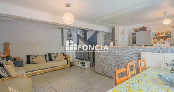 À vendre Maison 4 pièces 90 m² - Saint-étienne 42000
