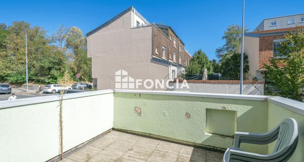 À vendre Maison 4 pièces 90 m² - Saint-étienne 42000