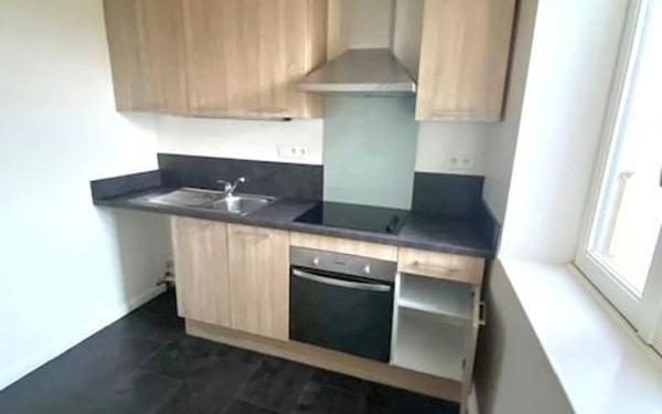 Immeuble à vendre    8 pièces •  Castres