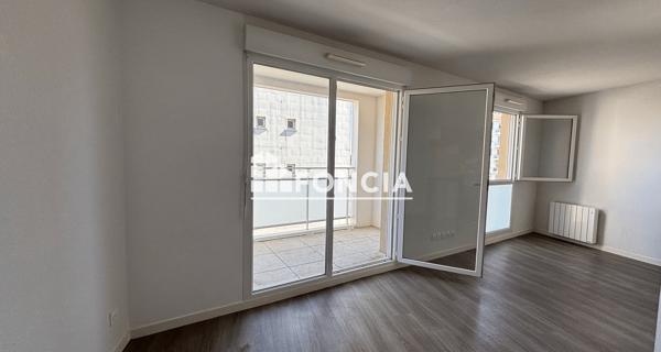 Location Studio 31.18 m² - Vénissieux 69200