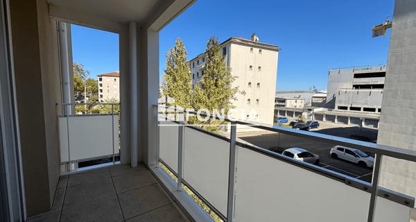 Location Studio 31.18 m² - Vénissieux 69200