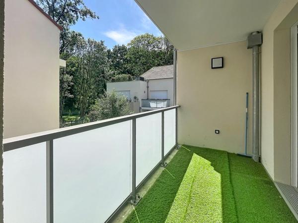 Magnifique appartement 2 pièces récent avec balcon