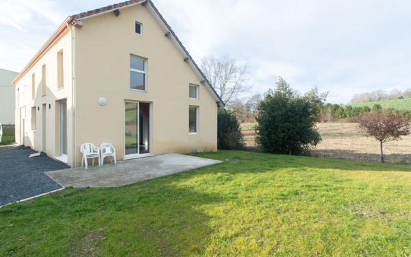 Maison à louer    4 pièces • 135,77 m2 Sauvagnon