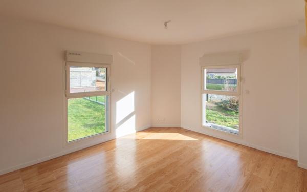 Maison à louer    4 pièces • 135,77 m2 Sauvagnon