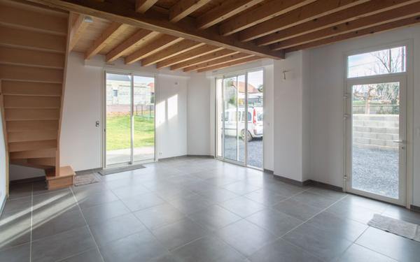 Maison à louer    4 pièces • 135,77 m2 Sauvagnon