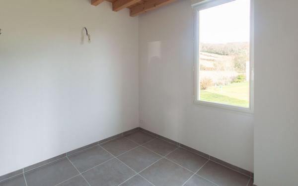 Maison à louer    4 pièces • 135,77 m2 Sauvagnon