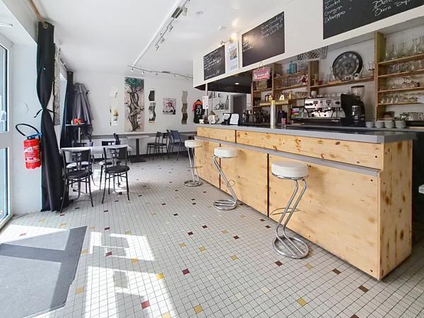 Immeuble
         10 pièces
        - 108 m² 222 000 € *