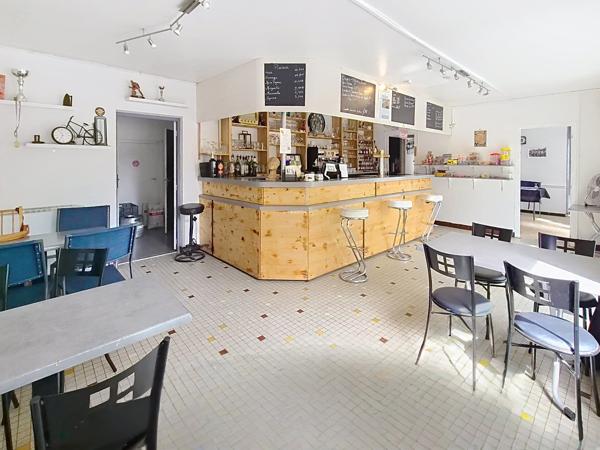 Immeuble
         10 pièces
        - 108 m² 222 000 € *