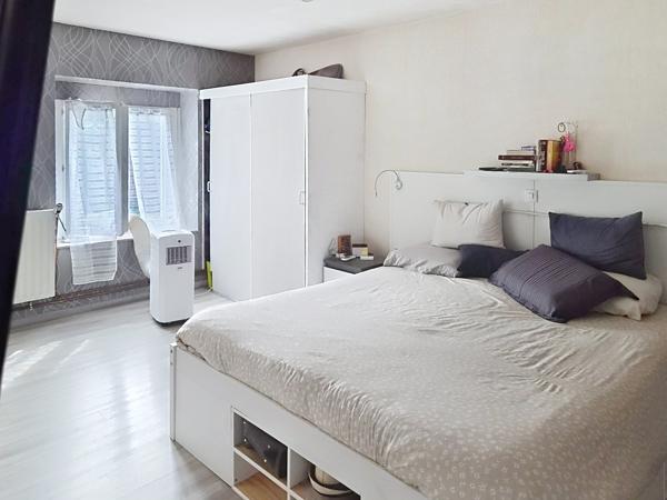 Immeuble
         10 pièces
        - 108 m² 222 000 € *