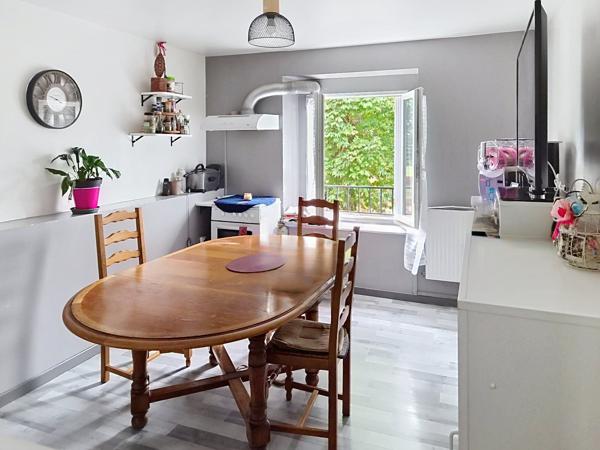 Immeuble
         10 pièces
        - 108 m² 222 000 € *