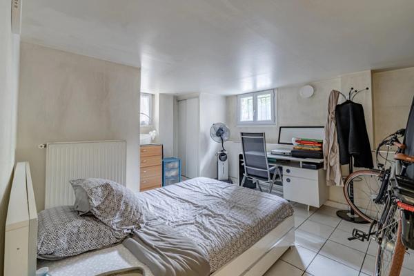 Maison spacieuse et lumineuse – Idéale pour grande famille, secteur Jacob - 6 pièces - 534 m2 de terrain - sous-sol total - Accès PMR