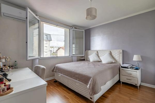 Maison spacieuse et lumineuse – Idéale pour grande famille, secteur Jacob - 6 pièces - 534 m2 de terrain - sous-sol total - Accès PMR