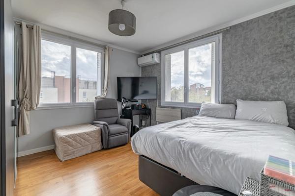 Maison spacieuse et lumineuse – Idéale pour grande famille, secteur Jacob - 6 pièces - 534 m2 de terrain - sous-sol total - Accès PMR