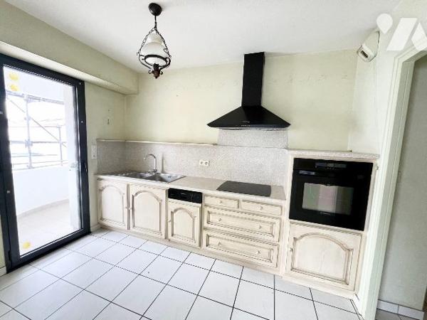 APPARTEMENT T3 de 85m² + GARAGE !!