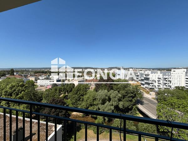 Location Appartement 3 pièces 72 m² - Dijon 21000