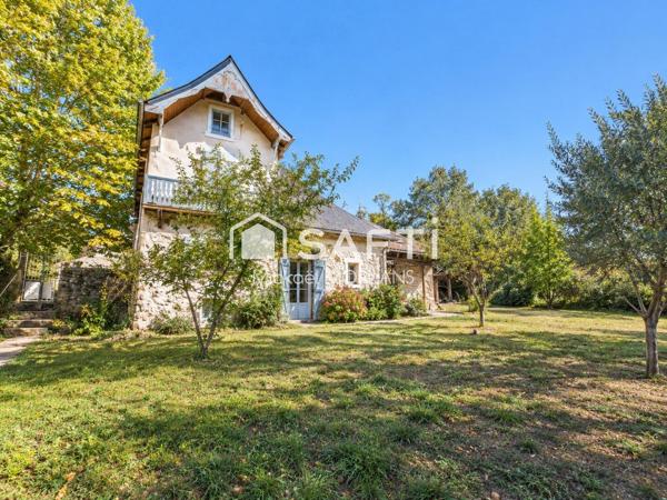 AUTHENTIQUE ENCLOS BÉARNAIS AVEC MAISON, APPARTEMENT INDÉPENDANT ET DÉPENDANCES