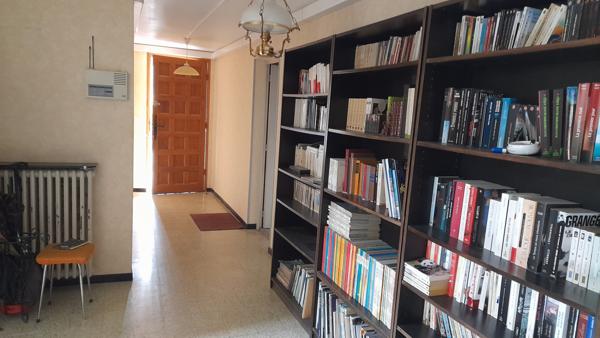 Die (26150) DIE / Maison familiale avec piscine couverte – Vue panoramique sur la montagne de Justin – 874 m² de jardin