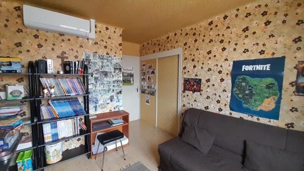 Die (26150) DIE / Maison familiale avec piscine couverte – Vue panoramique sur la montagne de Justin – 874 m² de jardin