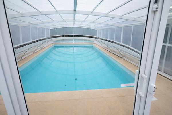 Die (26150) DIE / Maison familiale avec piscine couverte – Vue panoramique sur la montagne de Justin – 874 m² de jardin