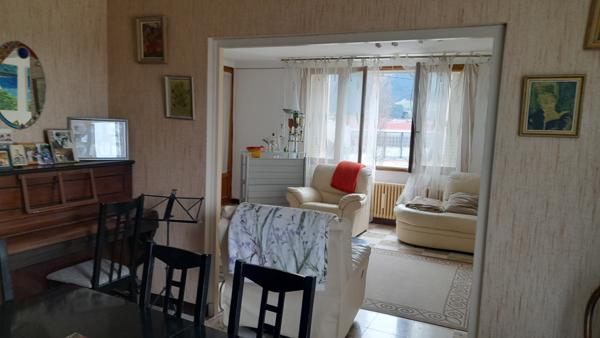 Die (26150) DIE / Maison familiale avec piscine couverte – Vue panoramique sur la montagne de Justin – 874 m² de jardin