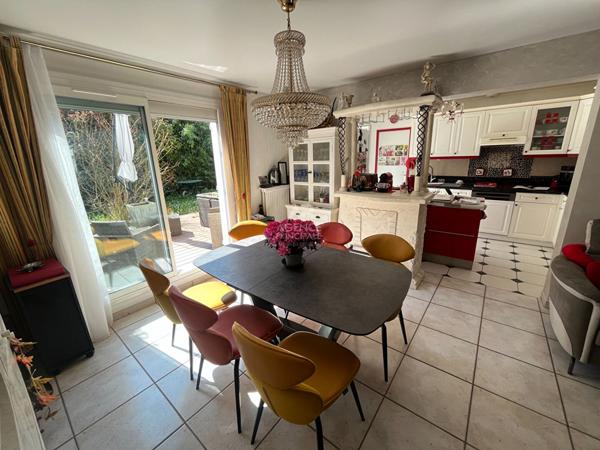 Maison Cergy 5 pièce(s) 104.06 m2 368 500 € ** - Référence 11037