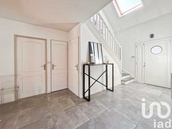 Maison à vendre 8 pièces 227 m² Yerres