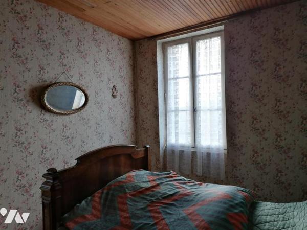 MAISON DE VILLE A RENOVER