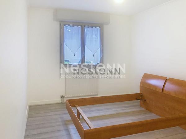 Appartement Blois / Secteur ville et administratif / 3 pièces / 2 chambres / parking et balcon.