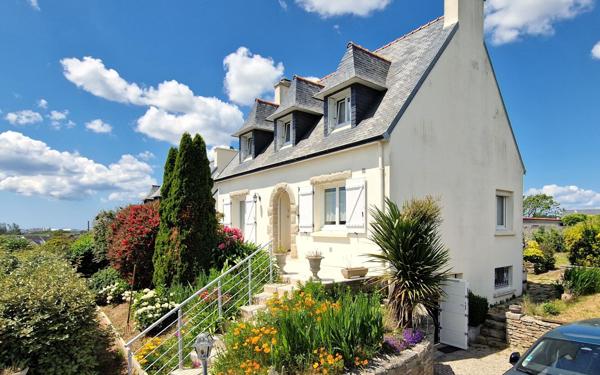 Maison à vendre    4 pièces • 97,67 m2 Plozévet
