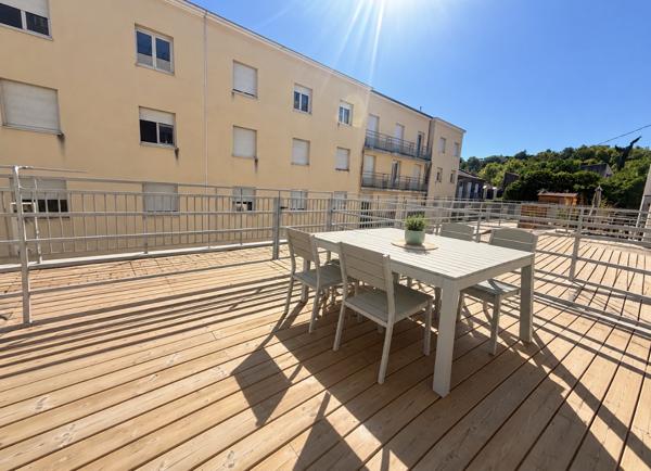 STUDIO AVEC TERRASSE