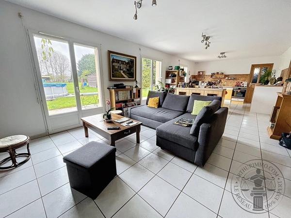 Vente                                                      Maison
                        
                     7 pièces                      136 m2                     à Dourdan
