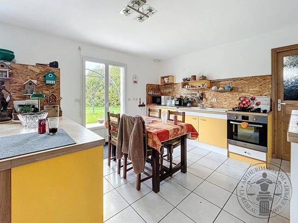 Vente                                                      Maison
                        
                     7 pièces                      136 m2                     à Dourdan