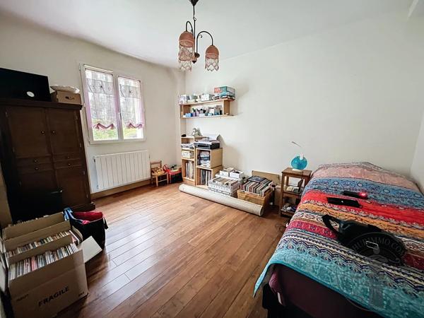 Vente                                                      Maison
                        
                     7 pièces                      136 m2                     à Dourdan
