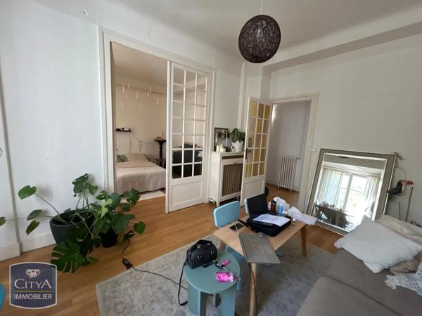 Appartement à louer 3 pièces 62.2m² Tours (37000)