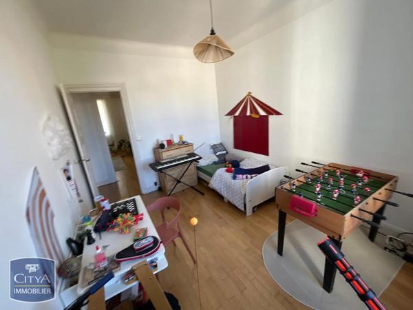Appartement à louer 3 pièces 62.2m² Tours (37000)