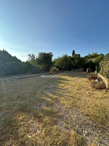 Mouriès (13890) Terrain constructible de 331m2- Mouriès