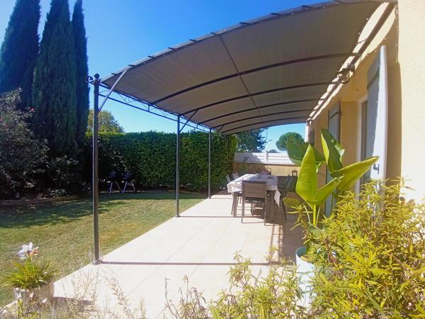 Maison
         5 pièces
        - 107 m² Exclusivité 325 000 € *