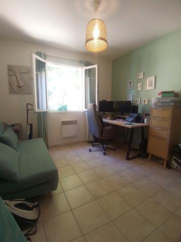 Maison
         5 pièces
        - 107 m² Exclusivité 325 000 € *