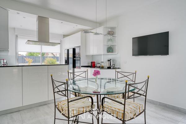 Volumes et lumière ! Signature architecturale au coeur du Plessis Bouchard