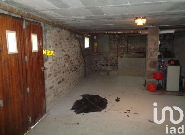 Maison 3 pièces de 75 m² à Sillé-le-Guillaume (72140)