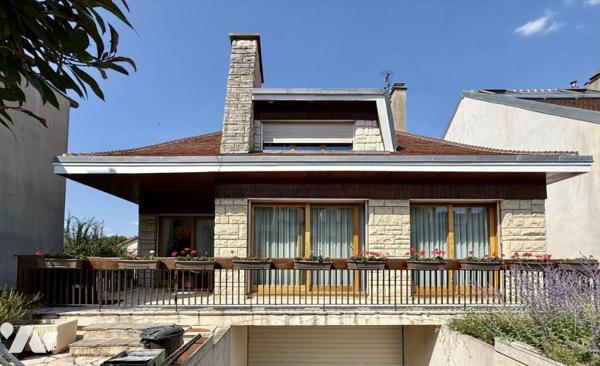 Clamart- Limite Meudon - Maison familaile au calme - 4 Chambres - Garage