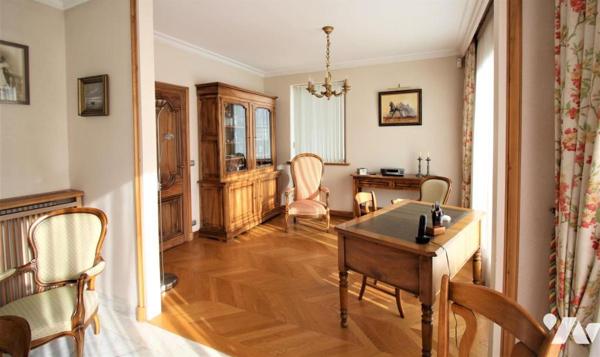 Clamart- Limite Meudon - Maison familaile au calme - 4 Chambres - Garage