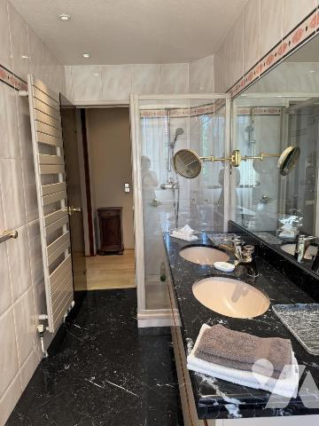 Clamart- Limite Meudon - Maison familaile au calme - 4 Chambres - Garage